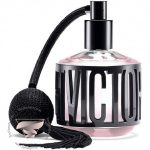 ویکتوریا سکرت لاو می - Victoria Secret Love Me