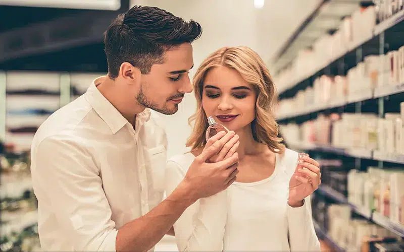 تفاوت عطر یونیسکس با عطر مردانه و زنانه
